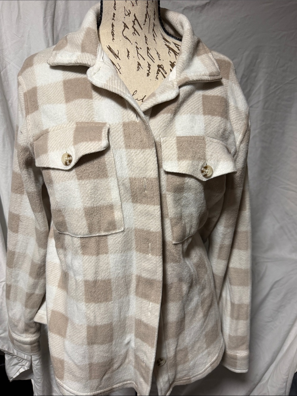 WallFlower Neutral Tan Cream Plaid Fleece Shacket Button Down Jacket Size L